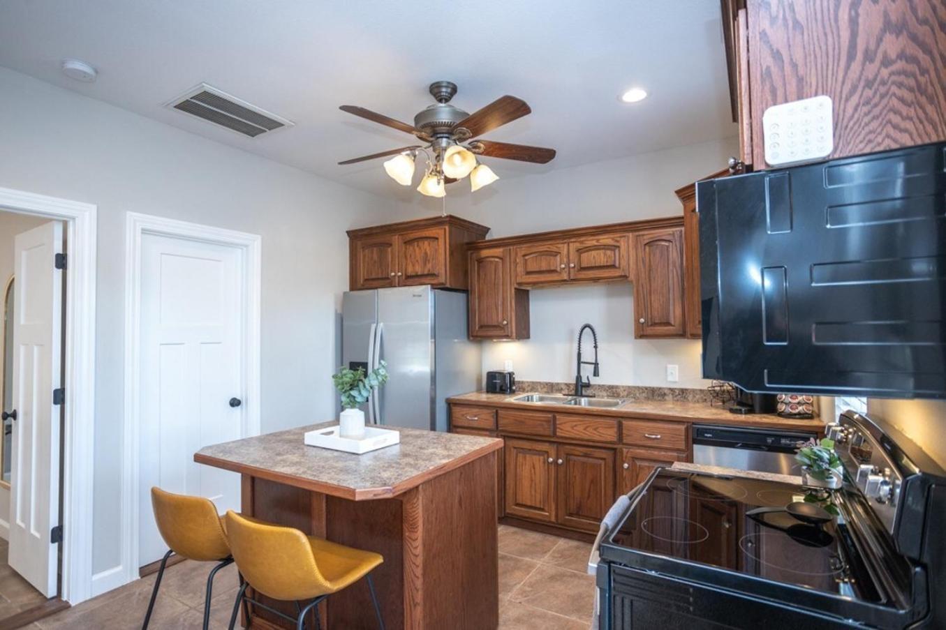 Tiny Home With Hot Tub Near Ft Leonard Wood! Waynesville Exterior photo