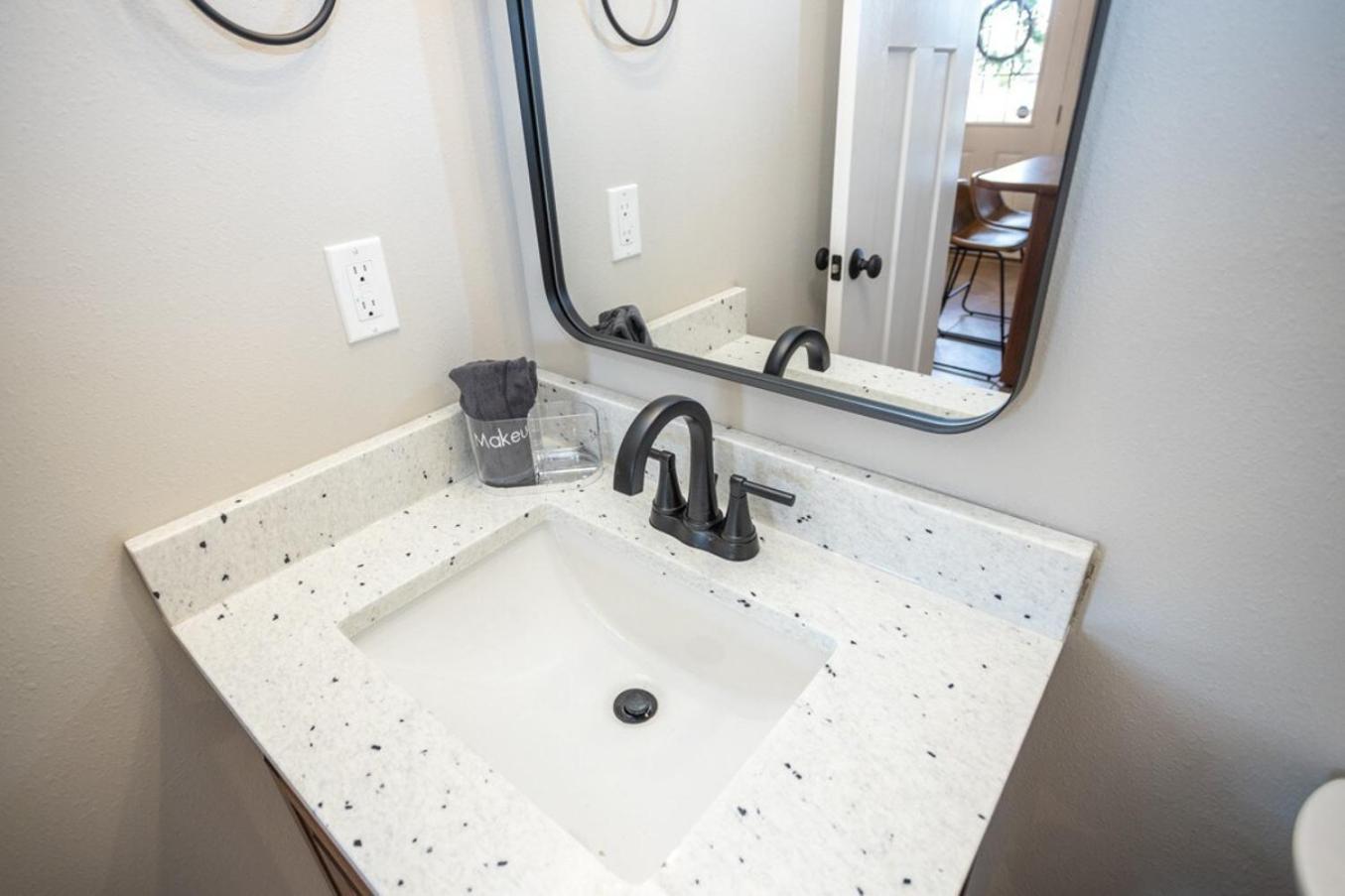 Tiny Home With Hot Tub Near Ft Leonard Wood! Waynesville Exterior photo