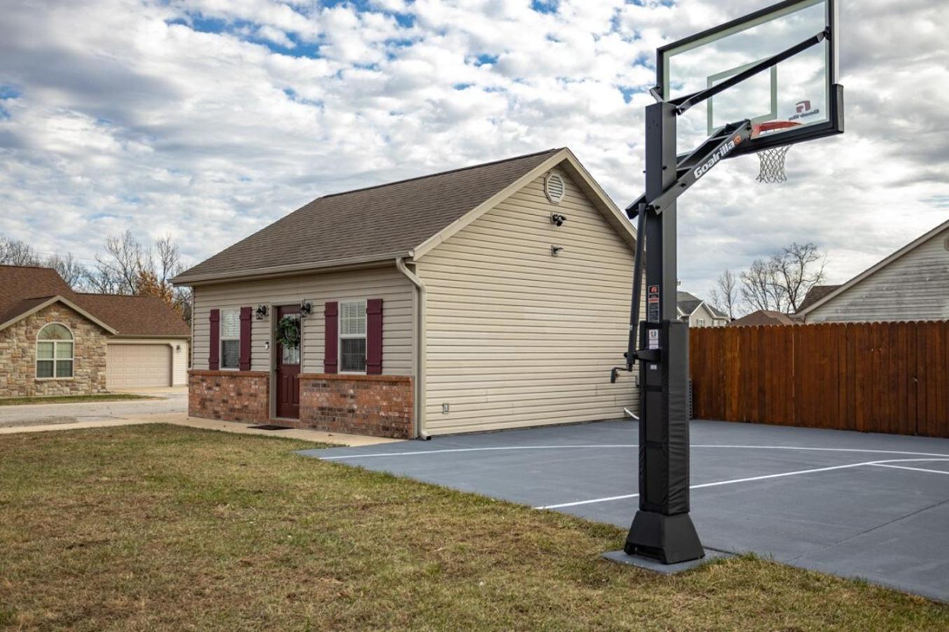 Tiny Home With Hot Tub Near Ft Leonard Wood! Waynesville Exterior photo